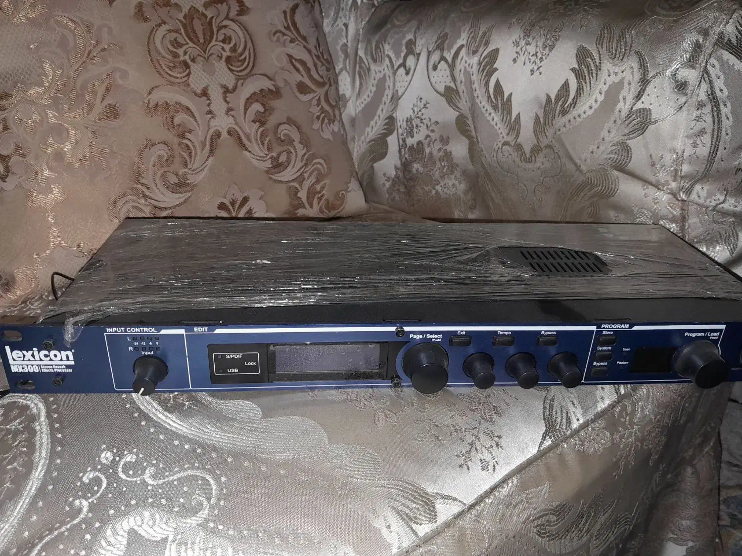 میکسر و افکتور دایناکورد ev|آلات موسیقی|تهران, باغ خزانه|دیوار