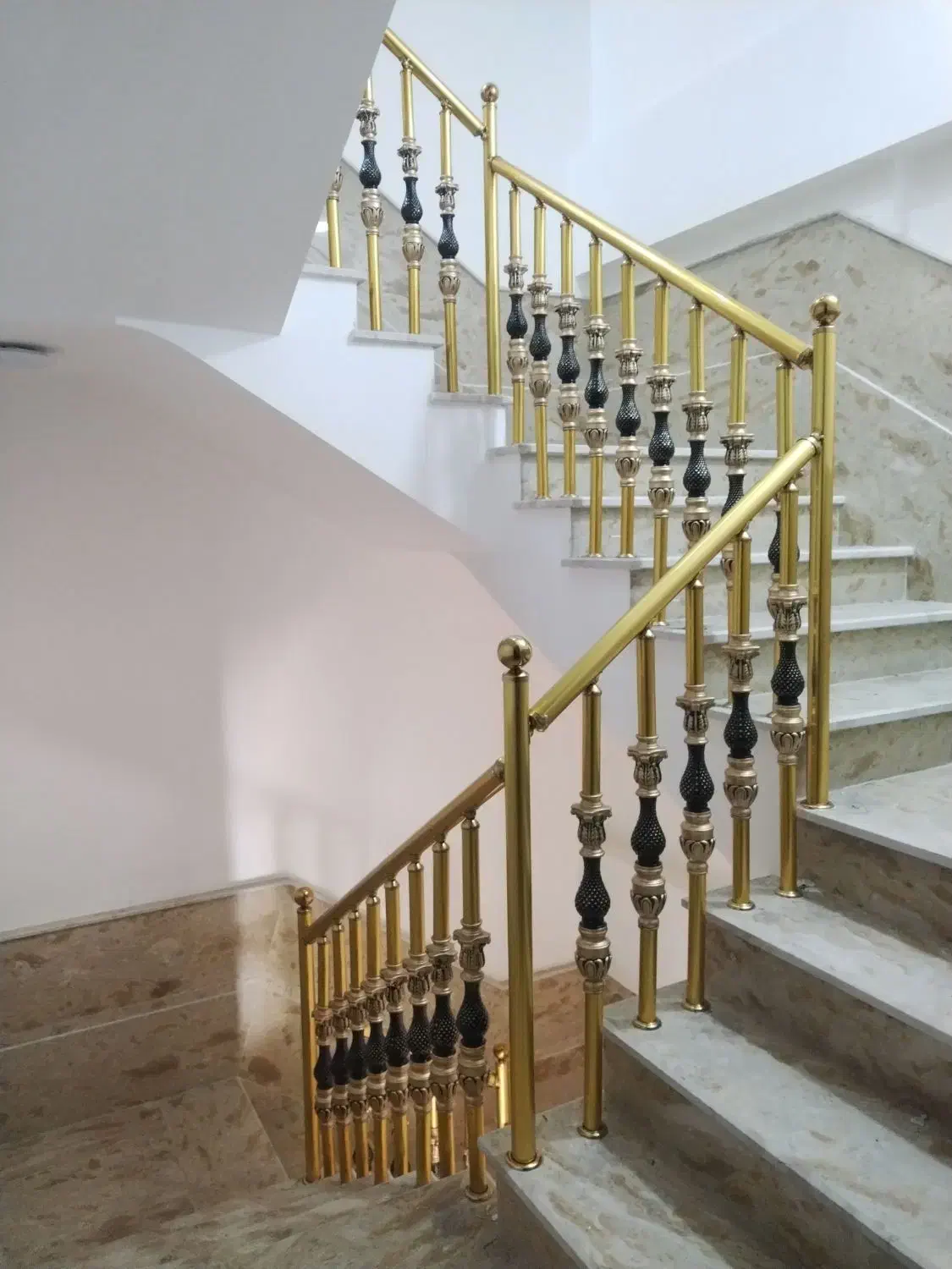 نرده|خدمات پیشه و مهارت|مهاباد (آذربایجان غربی), |دیوار