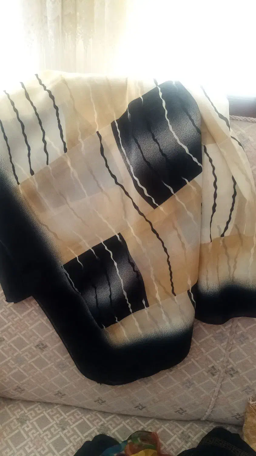 روسری و چادر بسیار با کیفیت|لباس|اصفهان, باغ کاران|دیوار