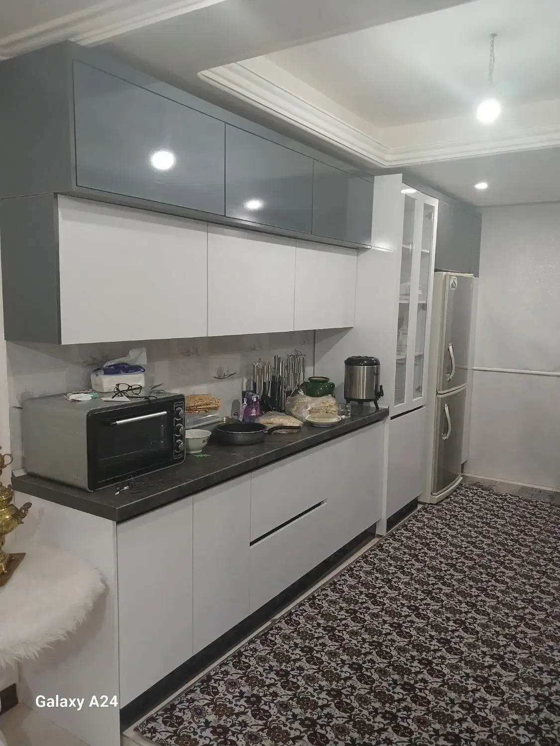 فروش اپارتمان ۹۰ متری دوخواب تکواحدی|فروش آپارتمان|بهارستان, |دیوار