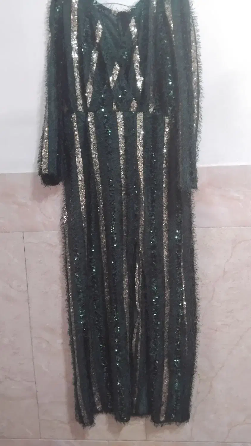 لباس مجلسی|لباس|قم, شهر قائم|دیوار