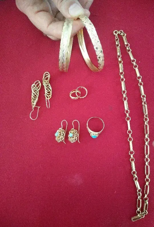 طلا|جواهرات|شیروان (خراسان), |دیوار