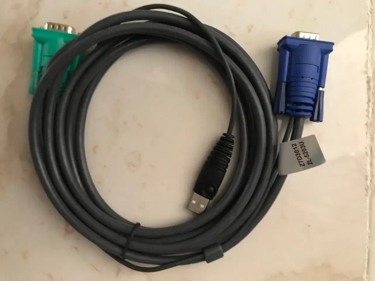کابل KVM سوئیچ آتن مدل 2L-5203U|قطعات و لوازم جانبی رایانه|تهران, شهرک آزادی|دیوار