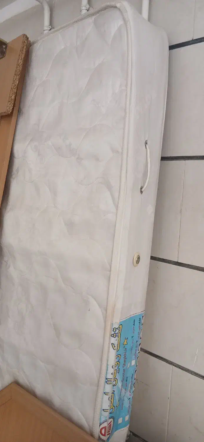 تشک رویال و تخت یک نفره ۳ تومن|تشک تختخواب|الوند, |دیوار