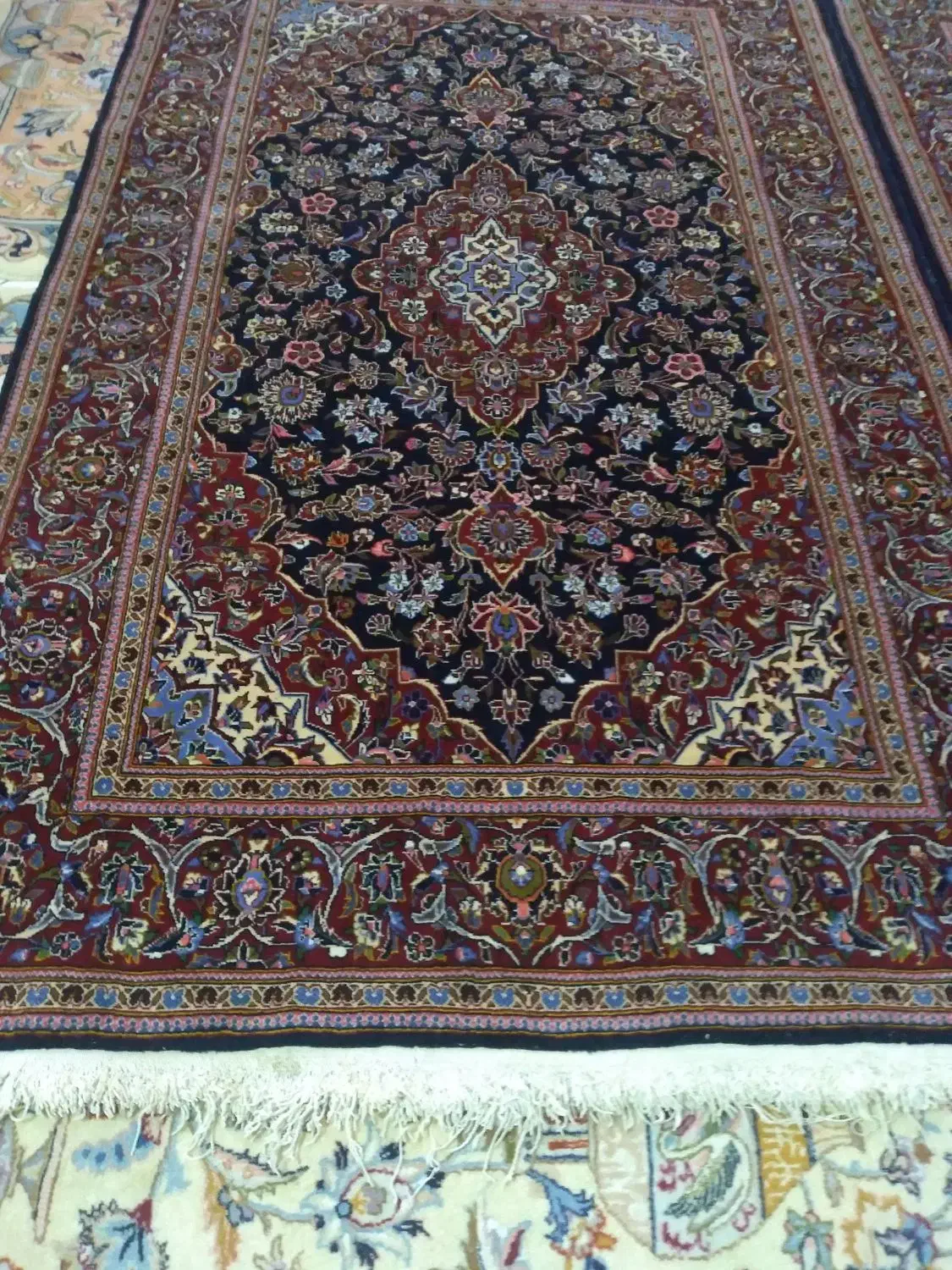 یک جفت قالیچه کاشان اعلا|فرش|مشهد, آیت الله خامنهای|دیوار