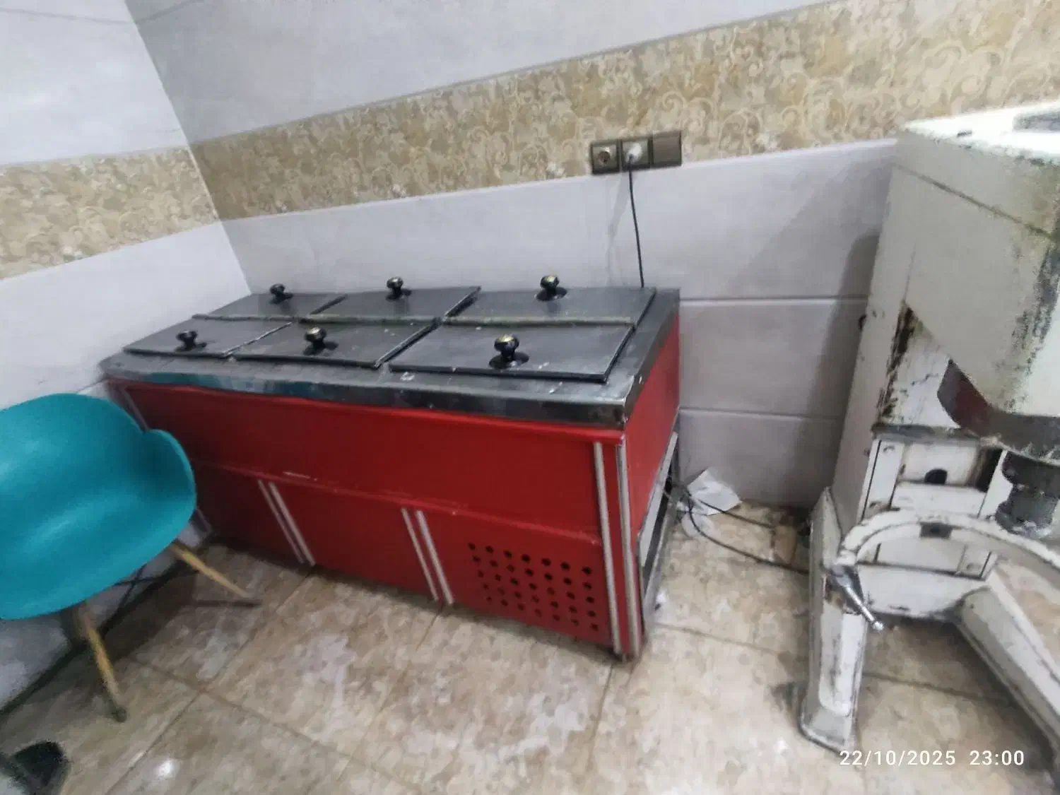 واگذاری مغازه قنادی|اجارهٔ مغازه و غرفه|رومشکان, |دیوار