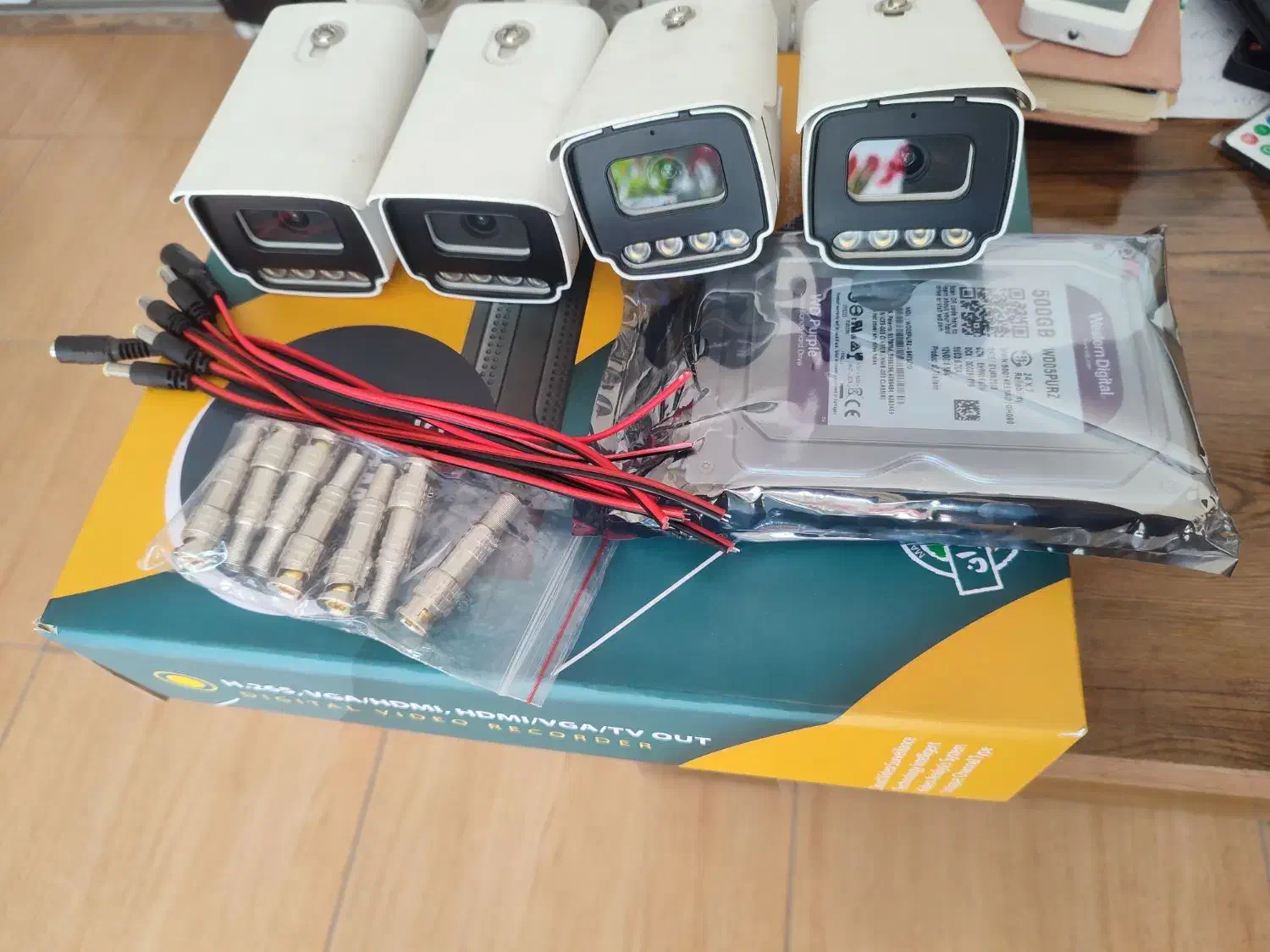 فروش 4عدد دوربین با تمامی لوازم|دوربین مداربسته|گنبد کاووس, |دیوار