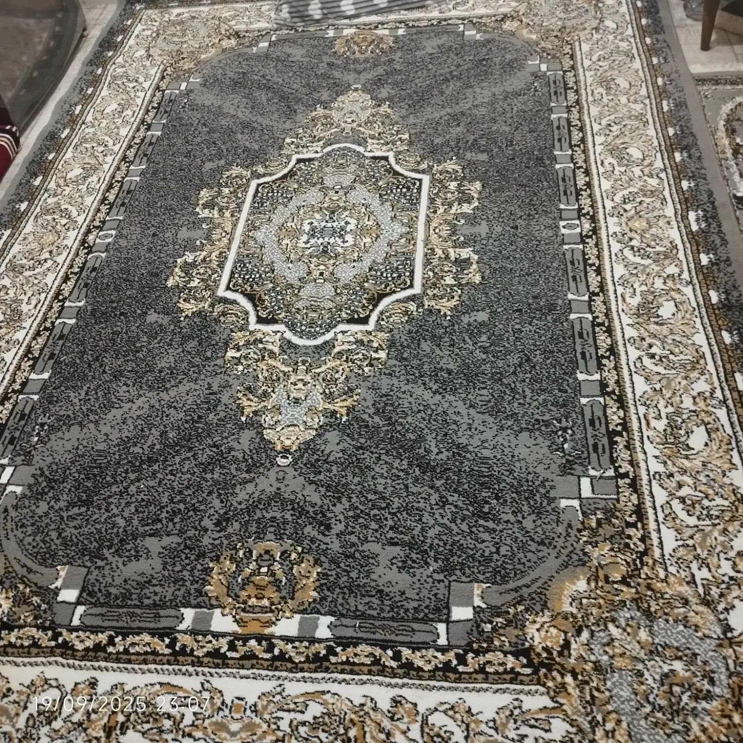یه جفت قالی6متری وکناره 2متر در 1متر و3عدد دم دری|فرش|آبادان, |دیوار