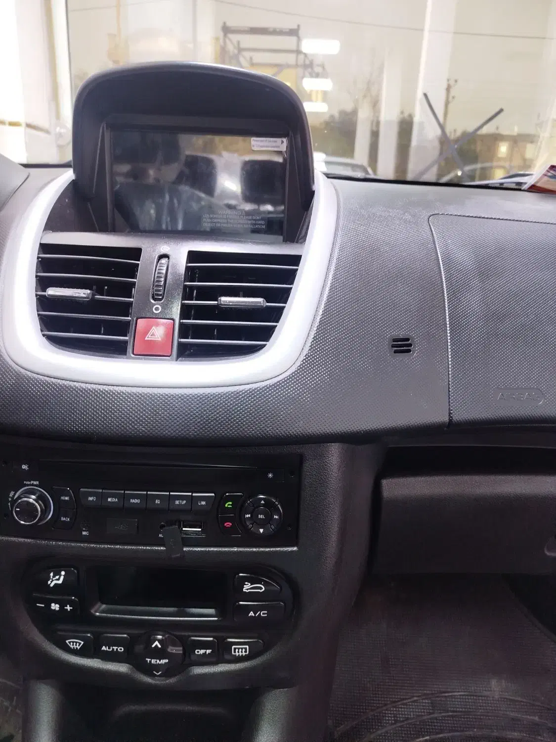 207 پاناروما ارتقا یافته|خودرو سواری و وانت|نورآباد, |دیوار