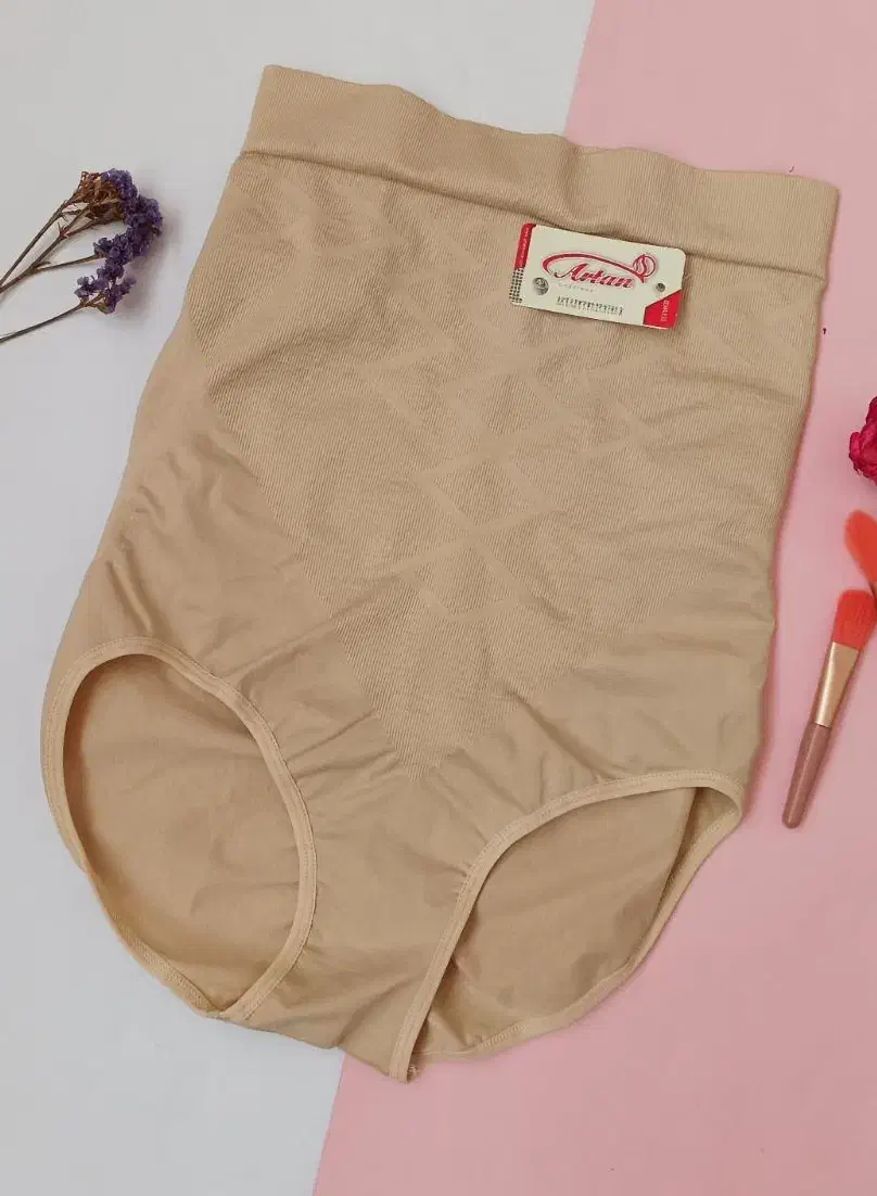 گن آرتان ترک|لباس|اصفهان, شهشهان|دیوار