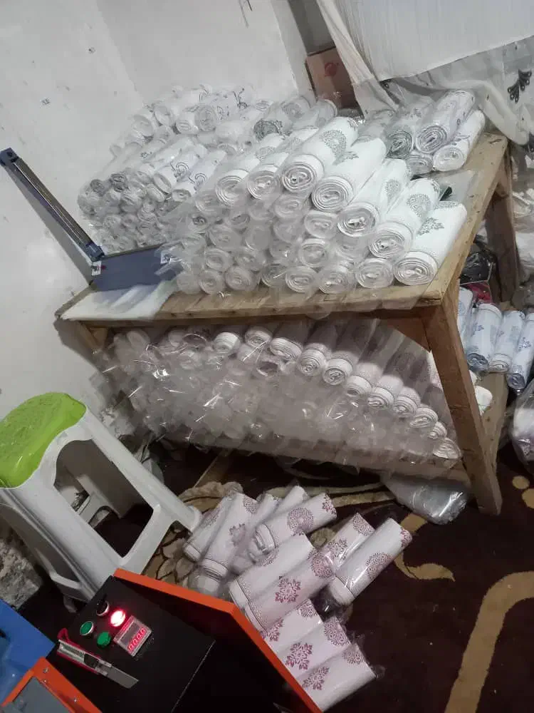 فروش سفره یکبارمصرف وکیسه زباله|ظروف نگهدارنده، پلاستیکی، یک‌بارمصرف|لنجان, |دیوار