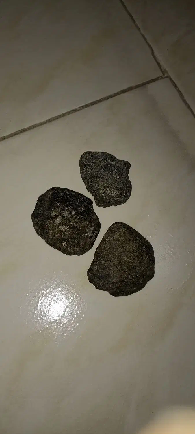 سنگ|جواهرات|قرچک, میرزائی جنوبی|دیوار