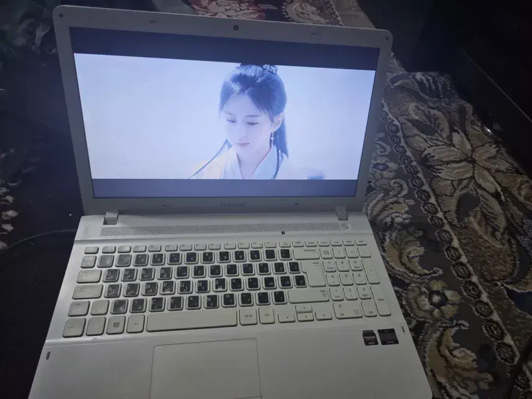 لپ تاپ سامسونگ   گوشی معاوضه داره|رایانه همراه|تهران, هفت حوض|دیوار