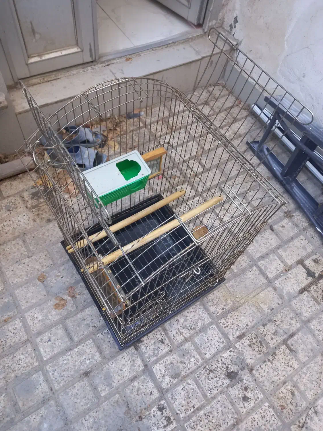 قفس آهنی با لوازم|لوازم جانبی حیوانات|مشهد, نیروی هوایی|دیوار