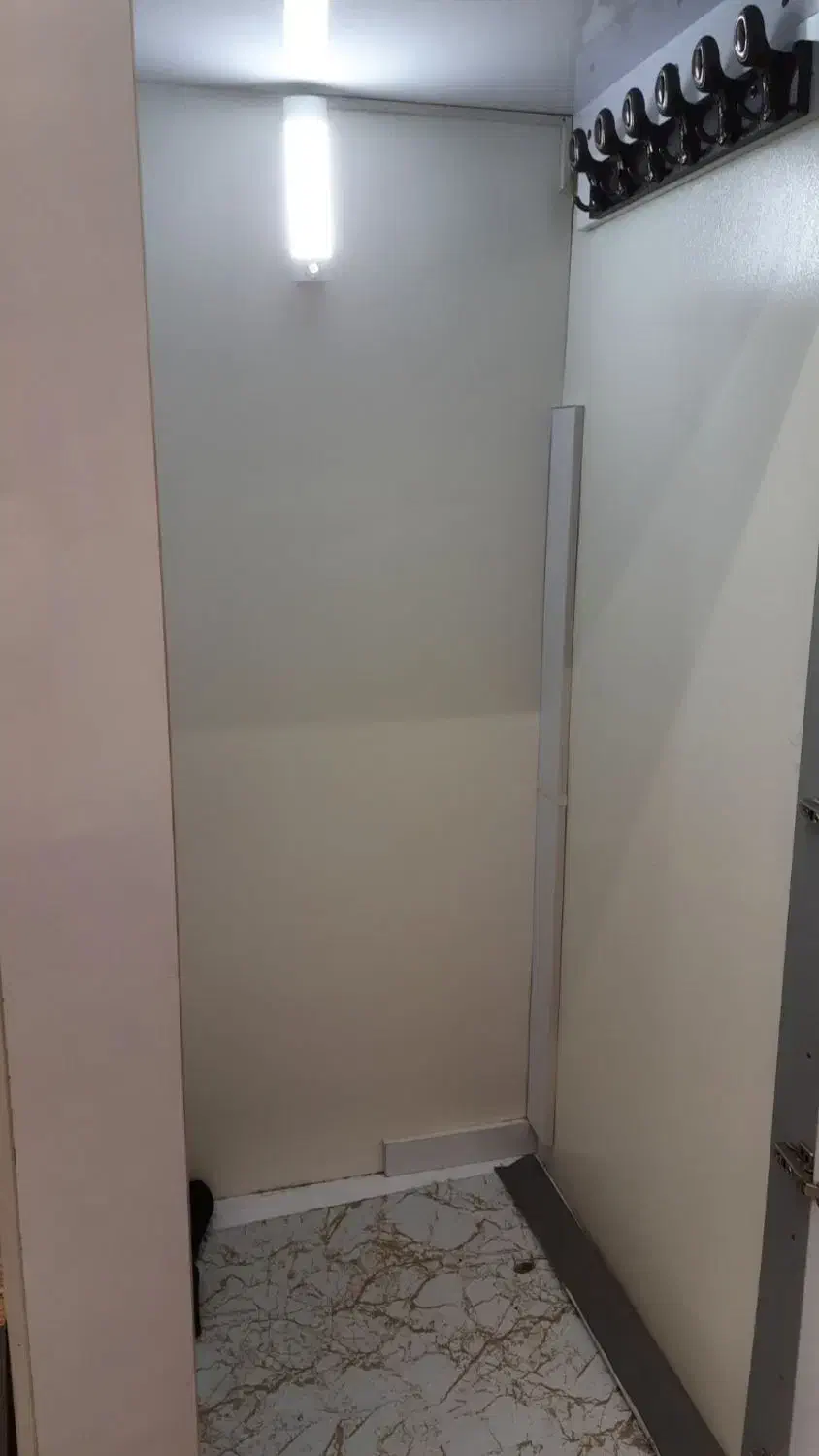 اتاق پرو لاین نوری مانکن و قفسه و نبشی و رگال|فروشگاه و مغازه|اصفهان, منتظرالمهدی|دیوار