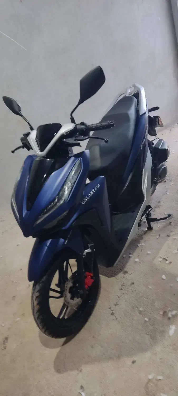 موتور طرح کلیک سورمه ای|موتورسیکلت|شیراز, داریون|دیوار