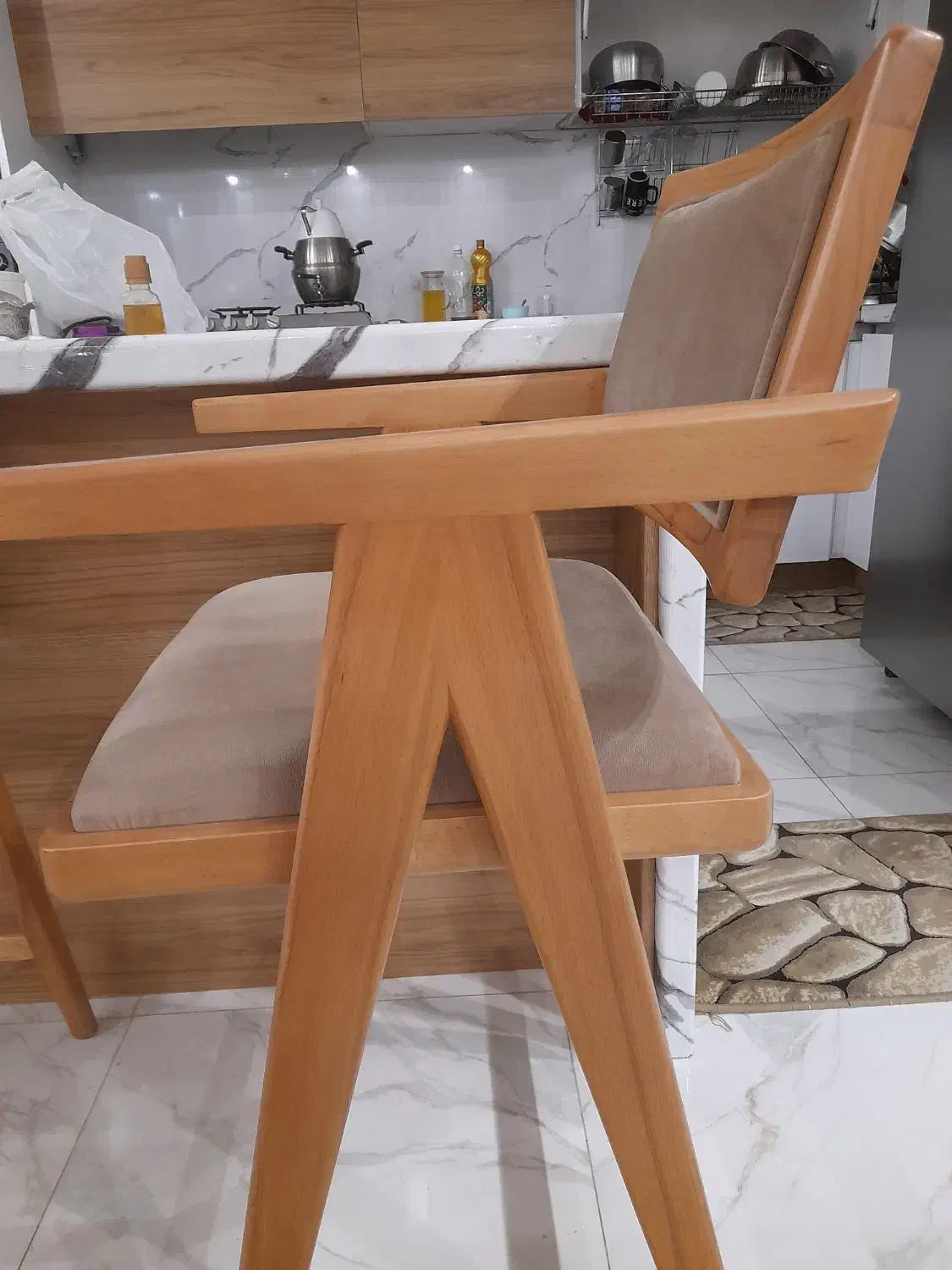 صندلی  پایه بلند|صندلی و نیمکت|پردیس, فاز ۴|دیوار