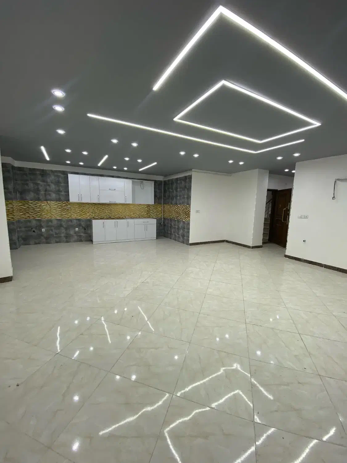 فروش آپارتمان نوساز سه خوابه|فروش آپارتمان|لنگرود, |دیوار