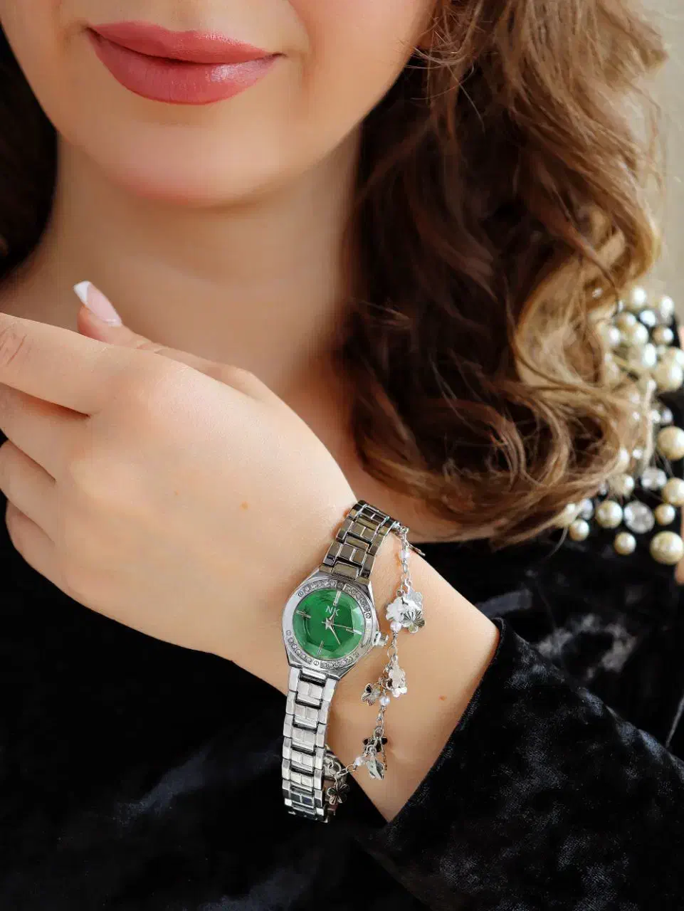 ساعت NK ظریف طلایی زنانه کادویی|ساعت|اصفهان, قلعه طبره|دیوار