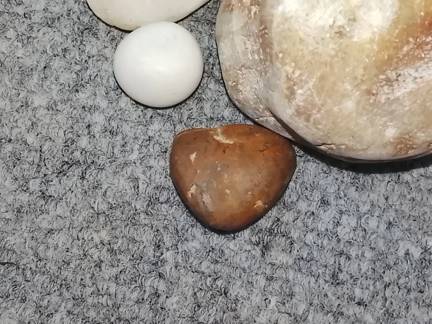 سنگ قیمتی واصلی|جواهرات|گلپایگان, |دیوار