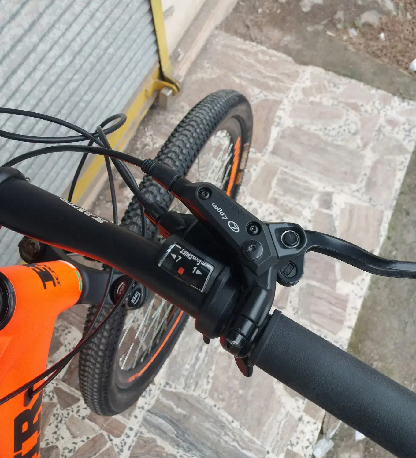 ۲۷ دوچرخه سایز۲۶ برند کویر ترمز هیدرولیک(روغنی)صفر|دوچرخه، اسکیت، اسکوتر|رشت, گلسار|دیوار