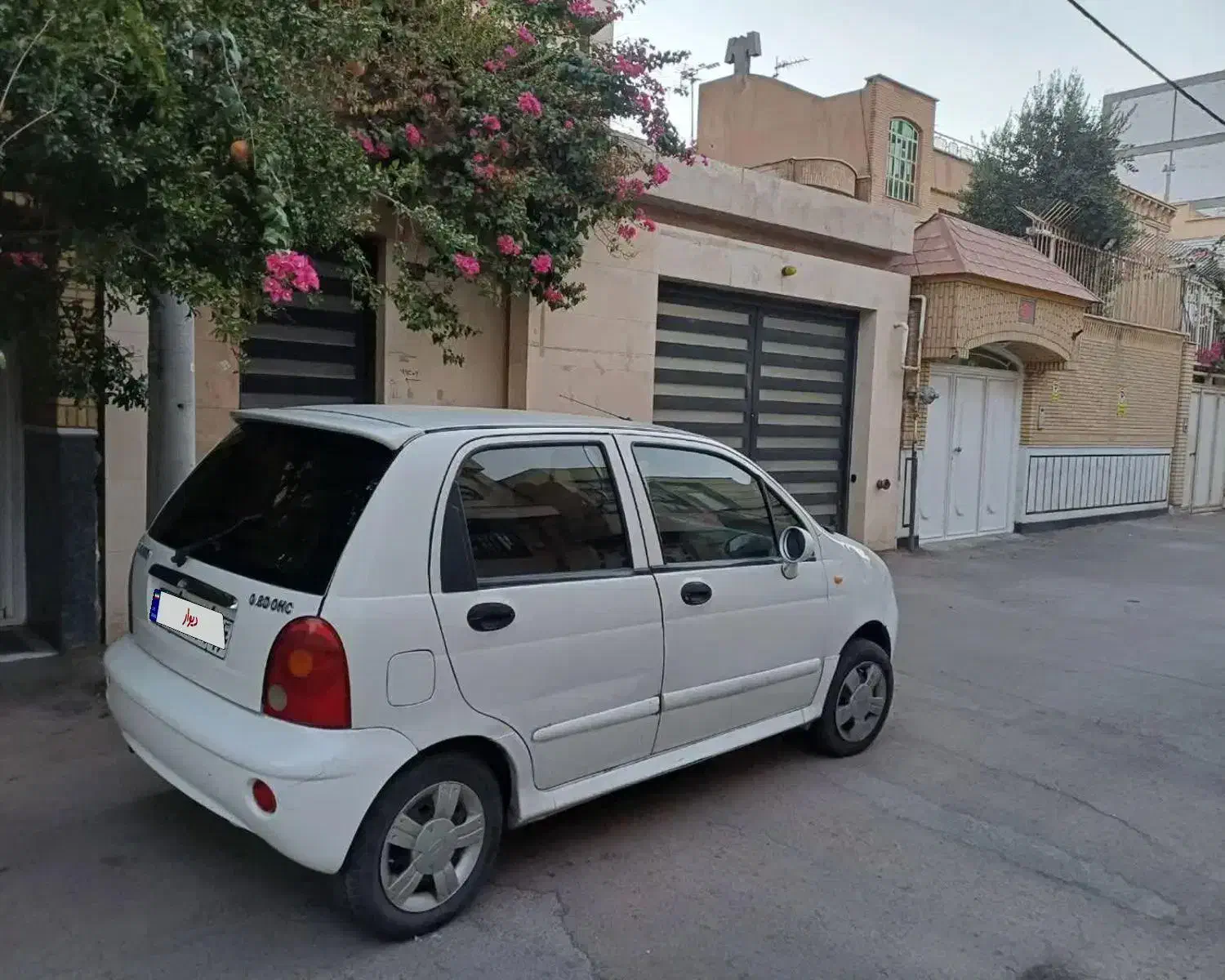 ماشین ام وی ام ۱۱۰|خودرو سواری و وانت|قم, دورشهر|دیوار