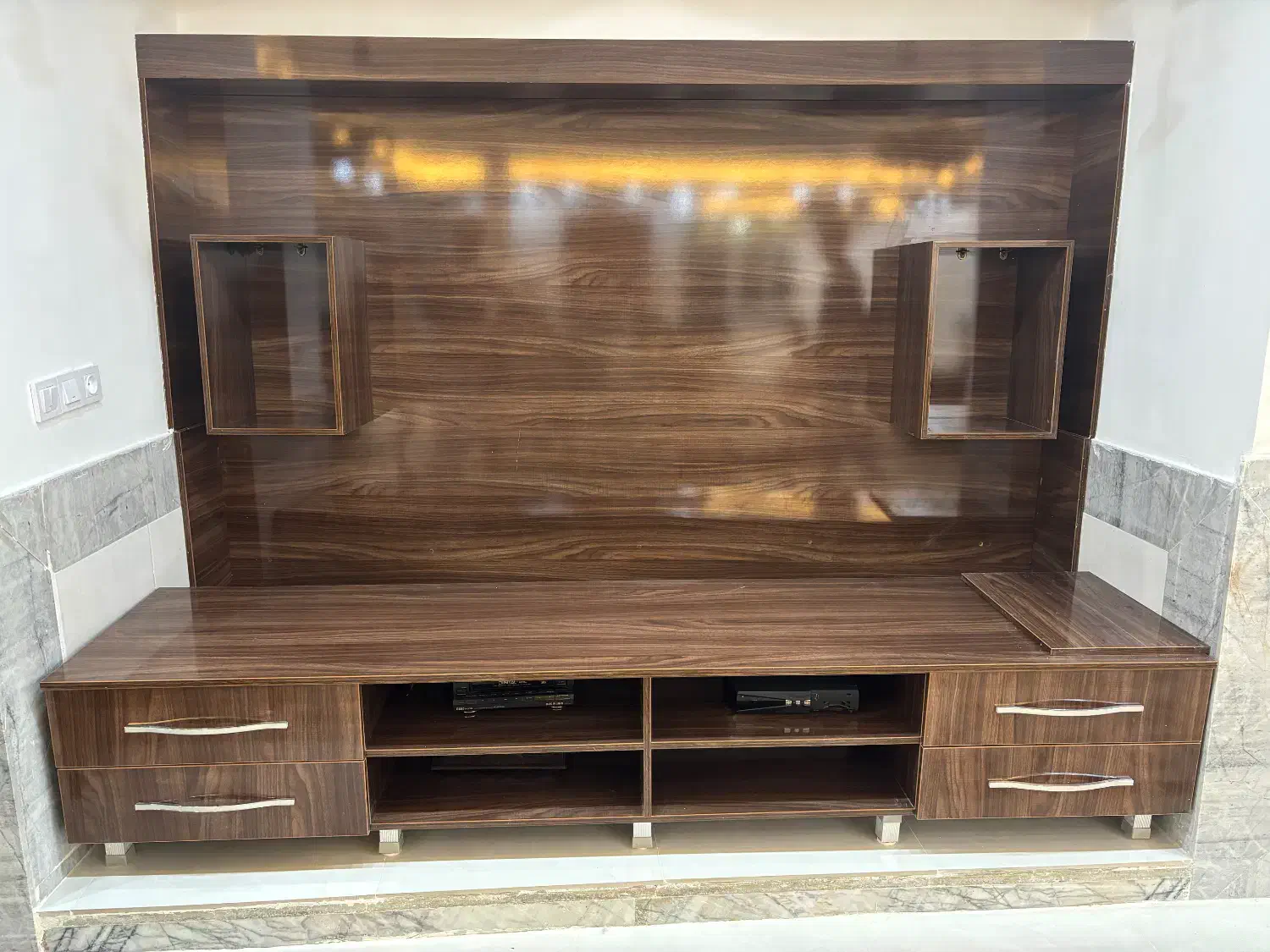 میزتی وی|میز تلویزیون|محمدشهر, همایون ویلا|دیوار