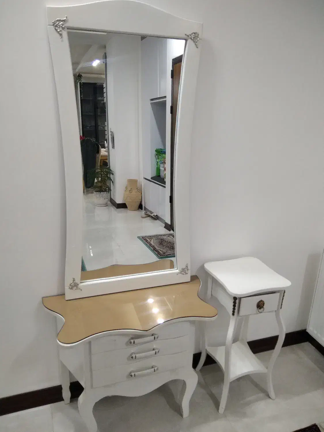 اینه ومیز|بوفه، ویترین، کنسول|ابهر, |دیوار