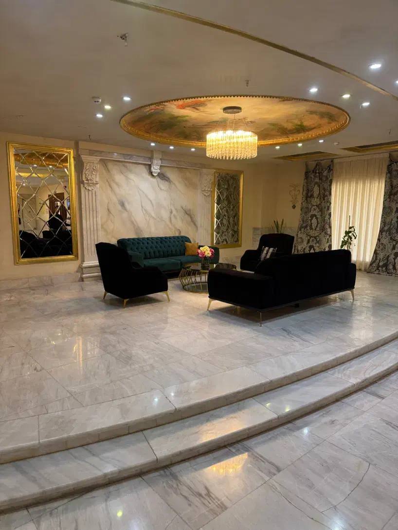 ۱۳۰متر /۲ساله / شهران/فول امکانات/مطبخ‌و‌لاندری