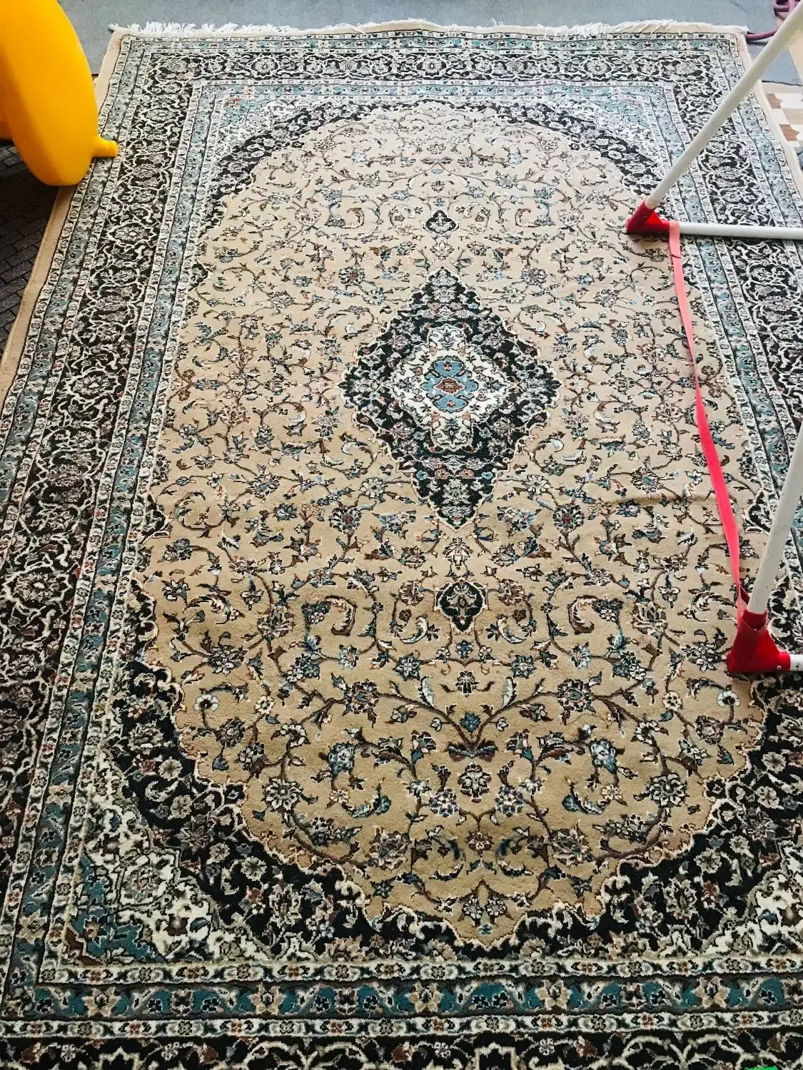 فروش فرش کارکرده ۶متری|فرش|خوی, |دیوار