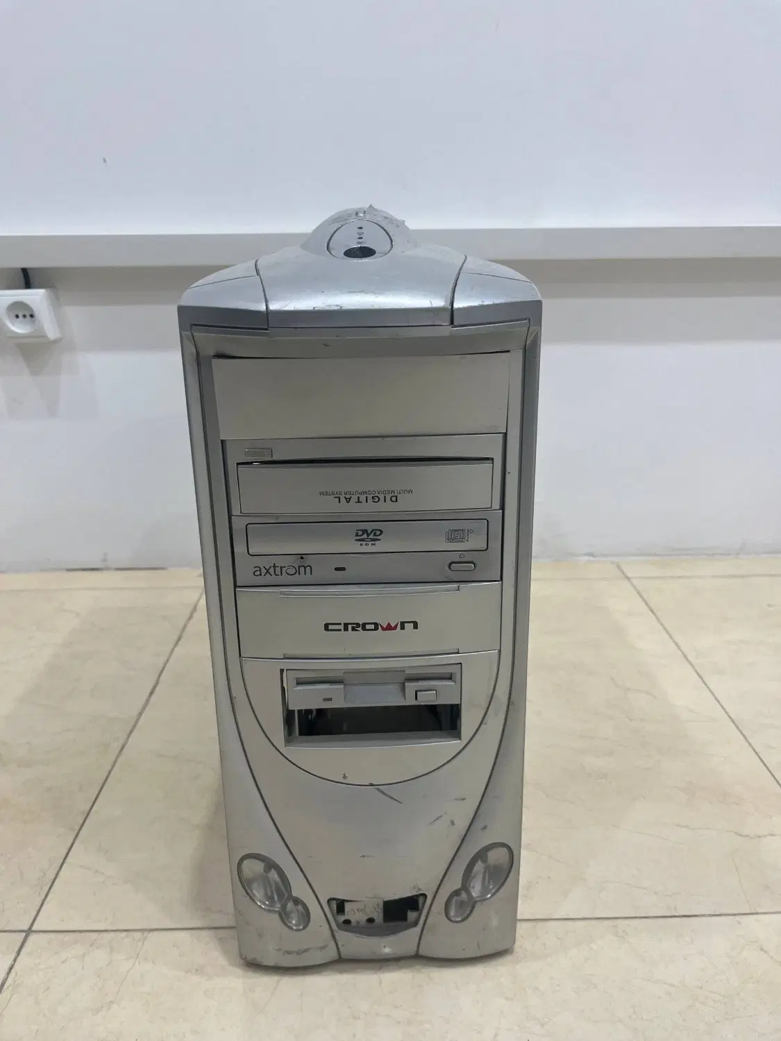 کیس crown|رایانه رومیزی|کرمان, |دیوار