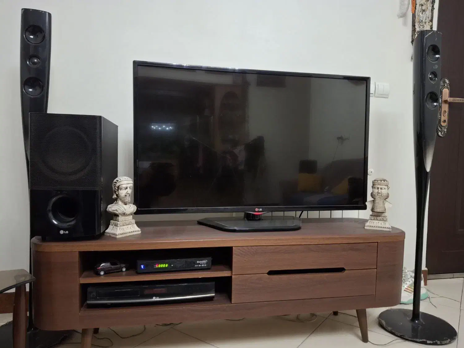 باند سینما خانواده|سیستم صوتی خانگی|ری, دیلمان|دیوار