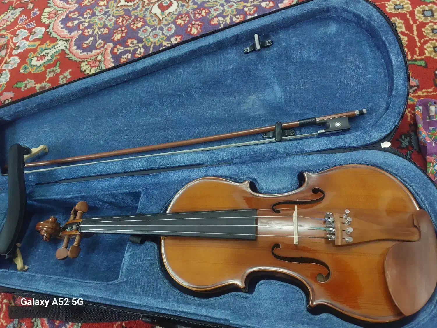 ویولن|ویولن|خوی, |دیوار