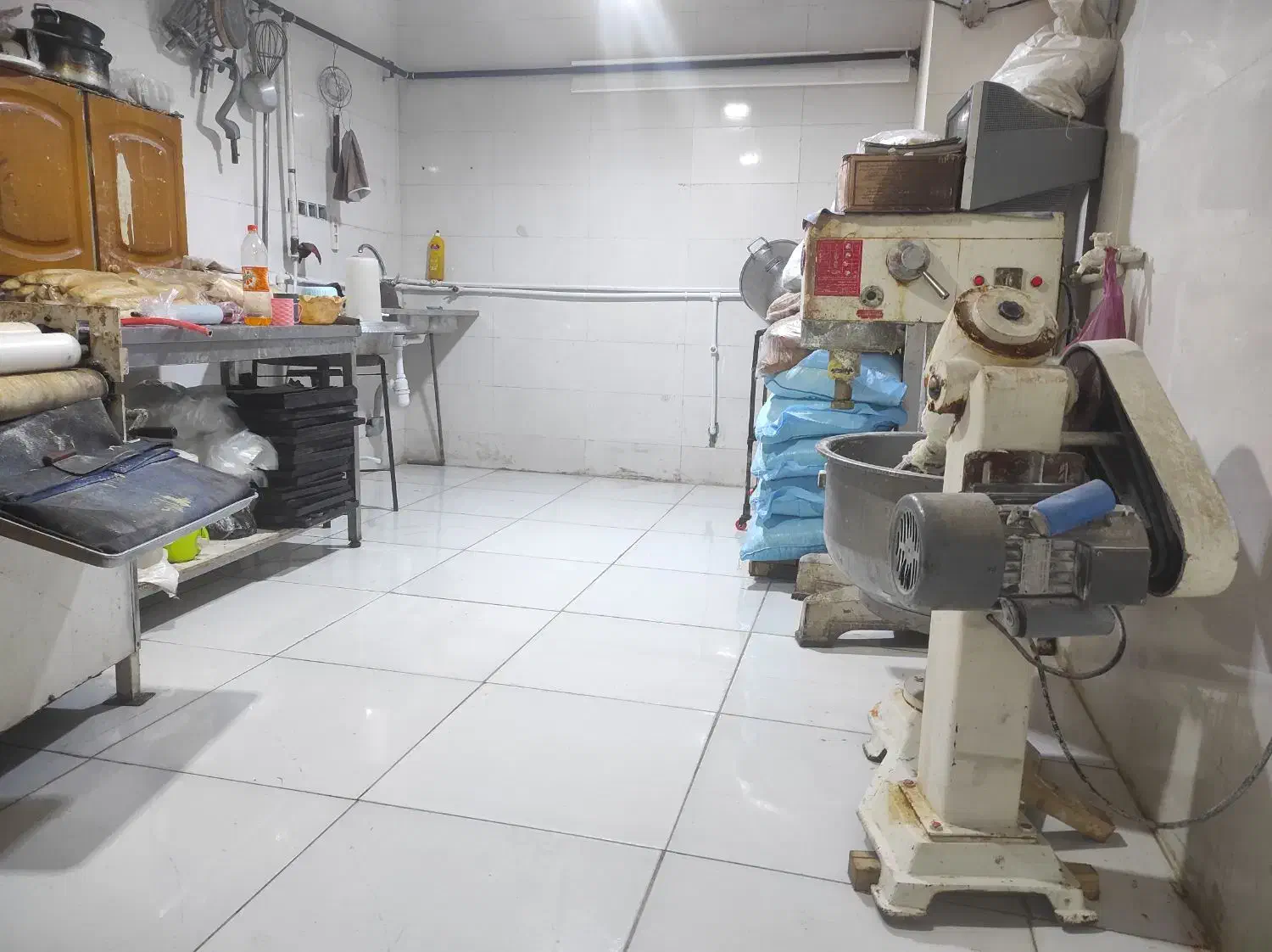 فروش مغازه نان فانتزی شهرستان هویزه|فروشگاه و مغازه|سوسنگرد, |دیوار