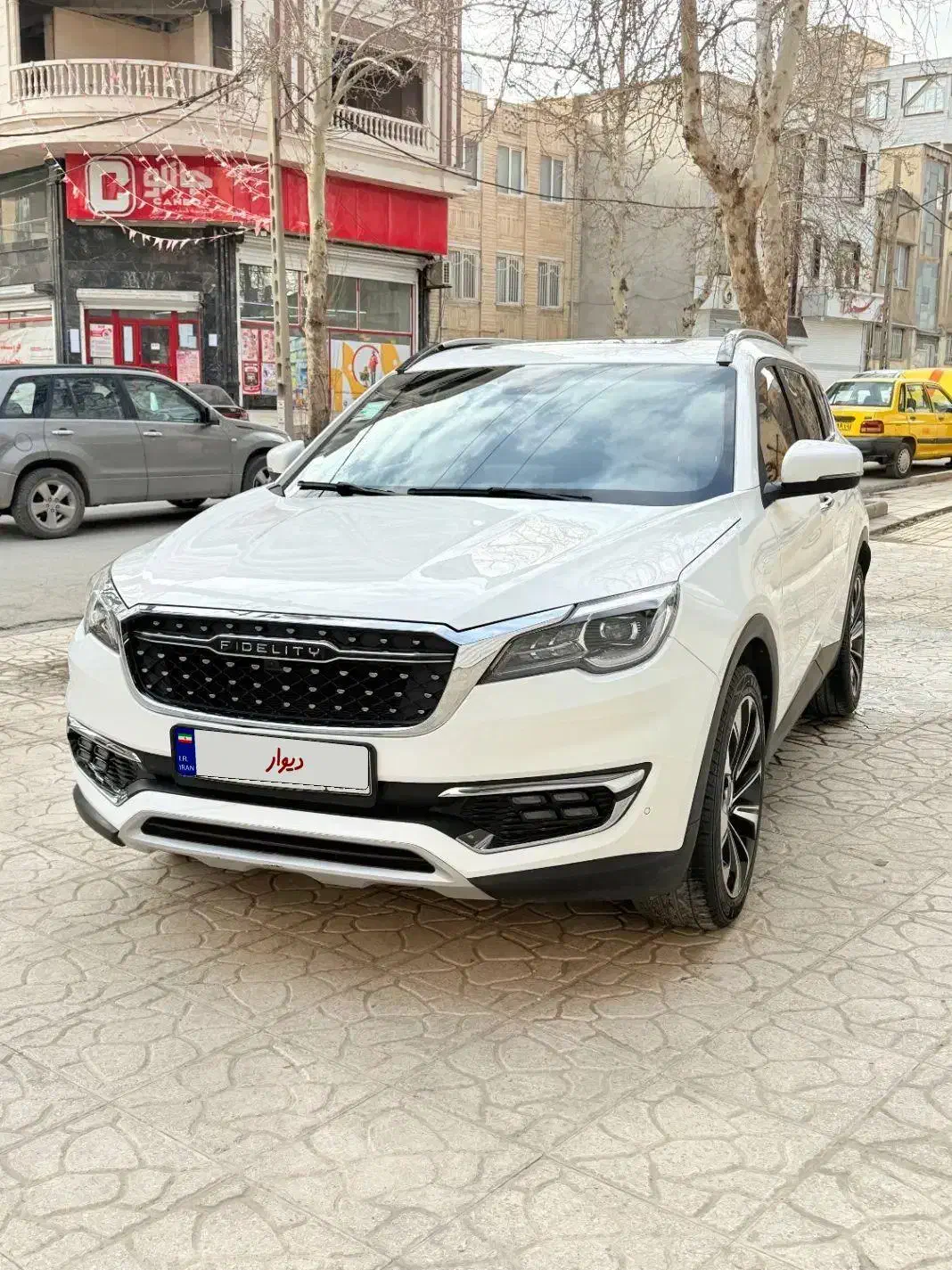 فیدلیتی ۱۴۰۱ گیربکس جدید|خودرو سواری و وانت|کرمانشاه, |دیوار