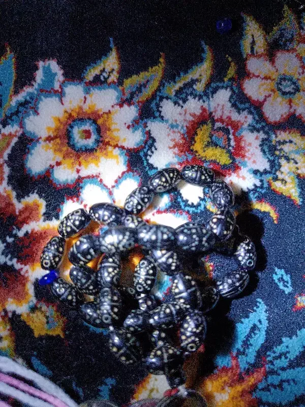 تسبیح|جواهرات|آبیک, |دیوار