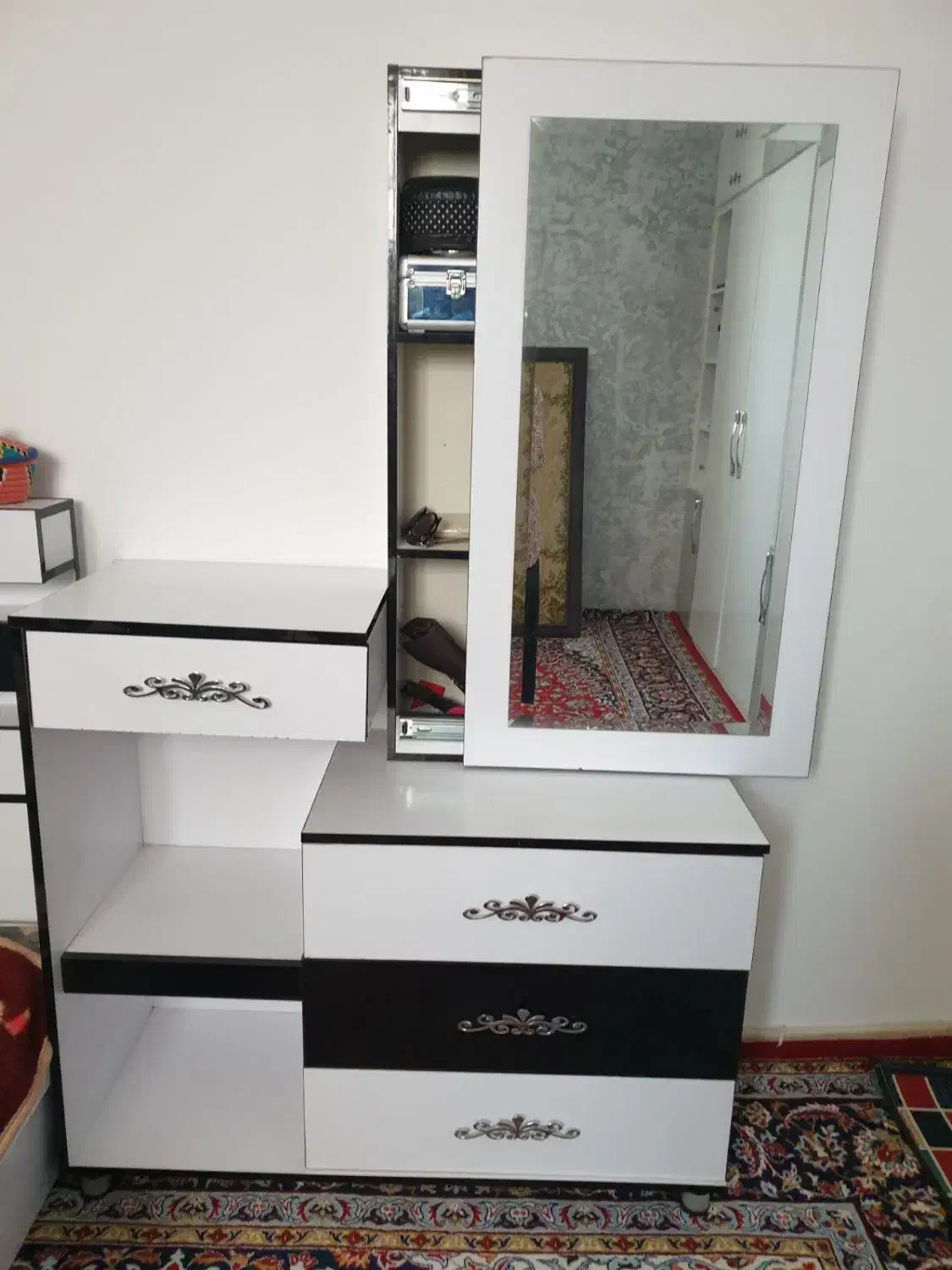دراور|جاکفشی، کمد، دراور|قوچان, |دیوار