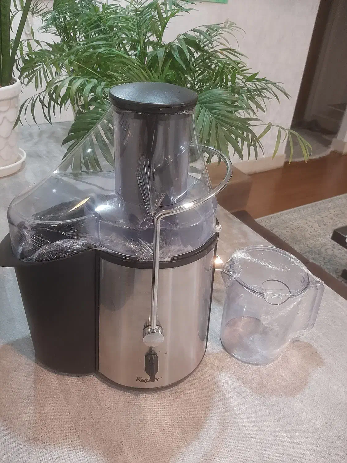 آبمیوه گیری کپلر|آبمیوه‌گیر و آب‌مرکبات‌گیر|اصفهان, شیخ اشراق|دیوار