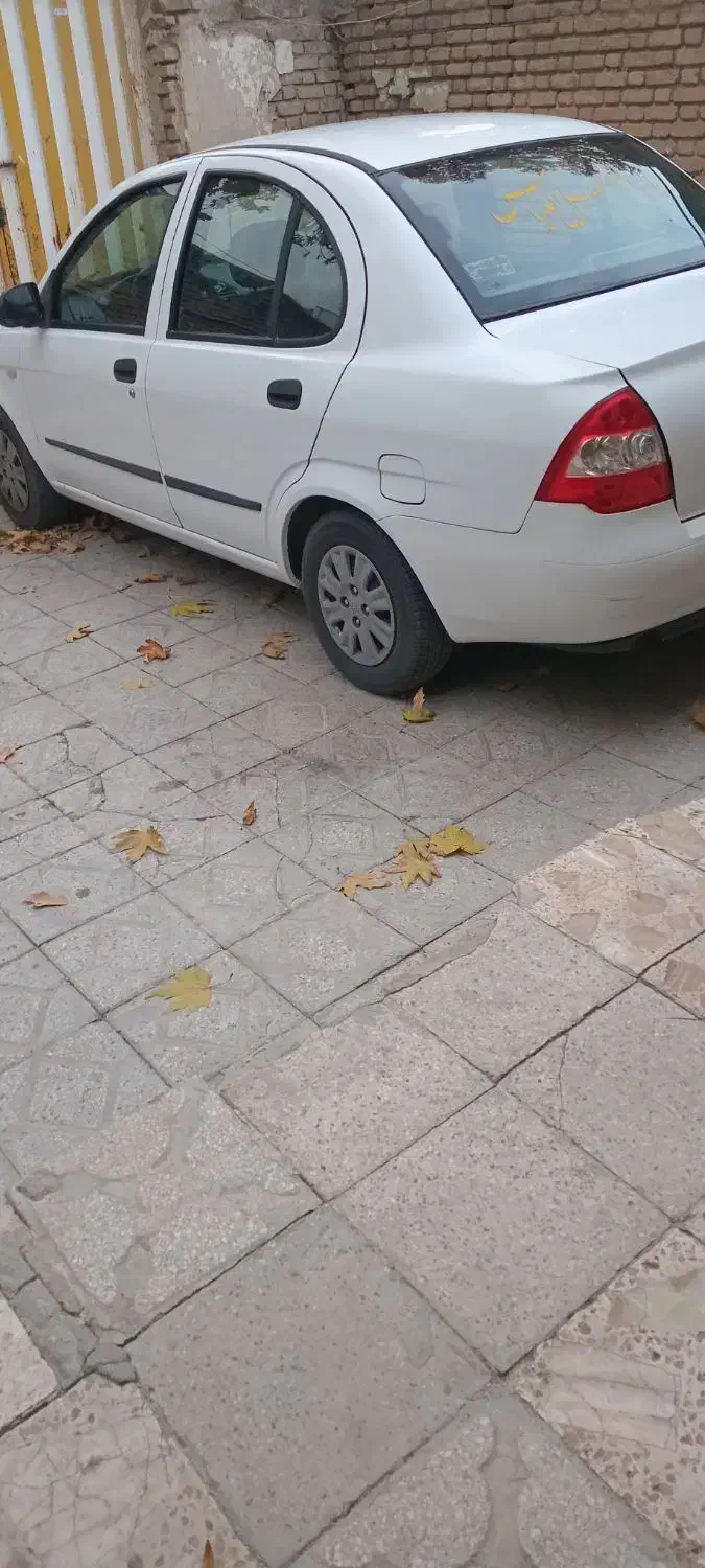 تیبا یک مدل ۹۸|خودرو سواری و وانت|بروجرد, |دیوار