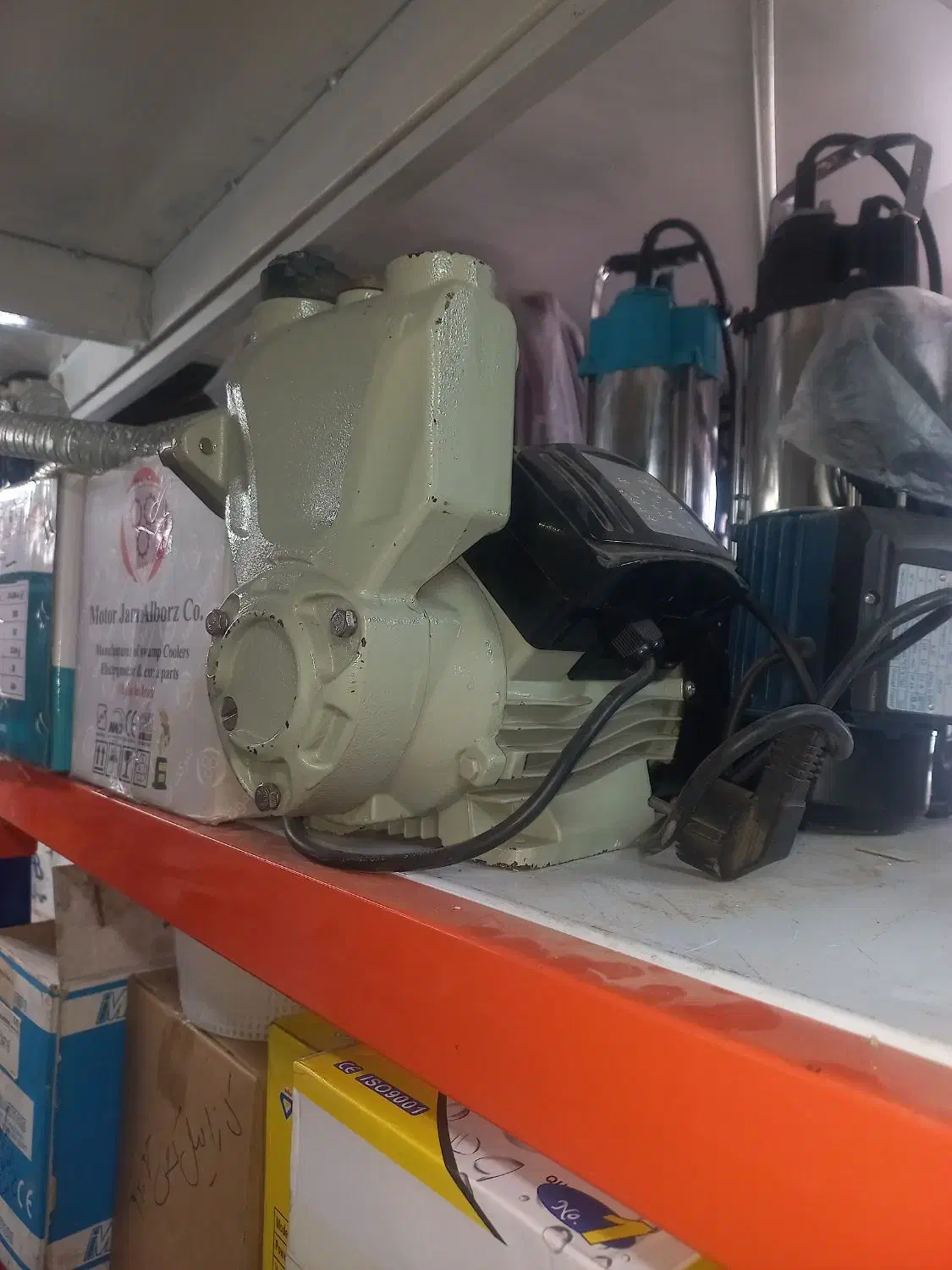 پمپ|مصالح و تجهیزات ساختمان|مرودشت, بیست متری بیمارستان|دیوار