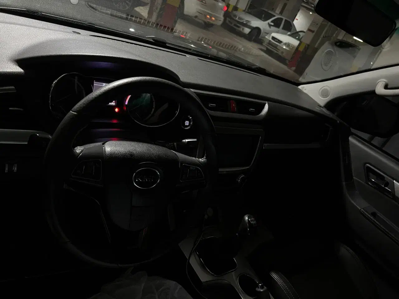 T8 کی ام‌سی ۱۴۰۲|خودرو سواری و وانت|تهران, سازمان برنامه جنوبی|دیوار