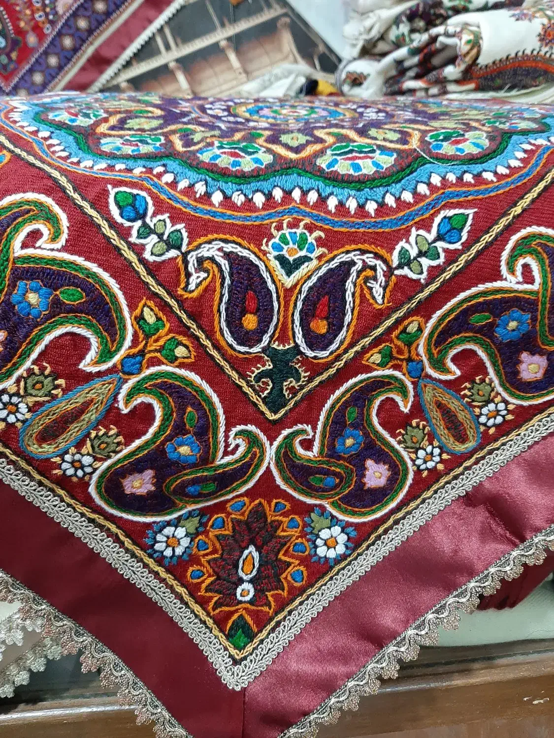 اموزشگاه قالی بافی.میناکاری.سرمه دوزی.پته دوزی|خدمات آموزشی|بندر انزلی, سپه|دیوار