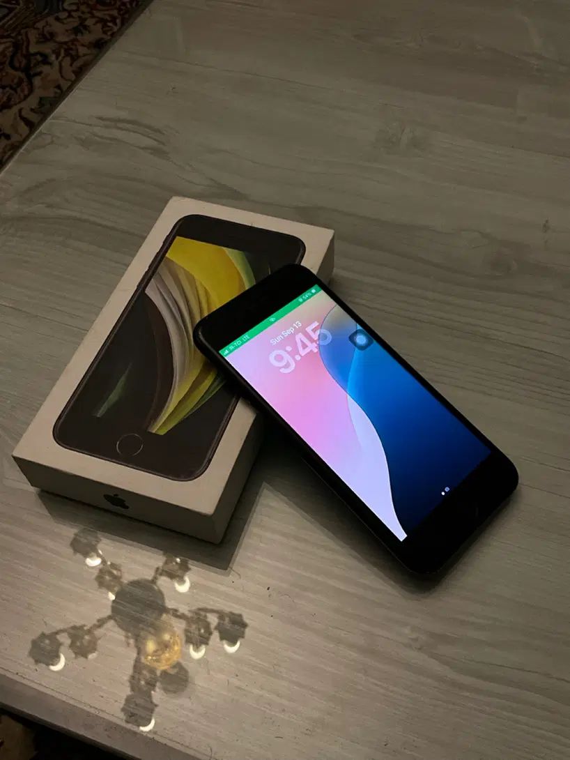 iphone se 2020 128g|موبایل|تهران, تهرانپارس غربی|دیوار