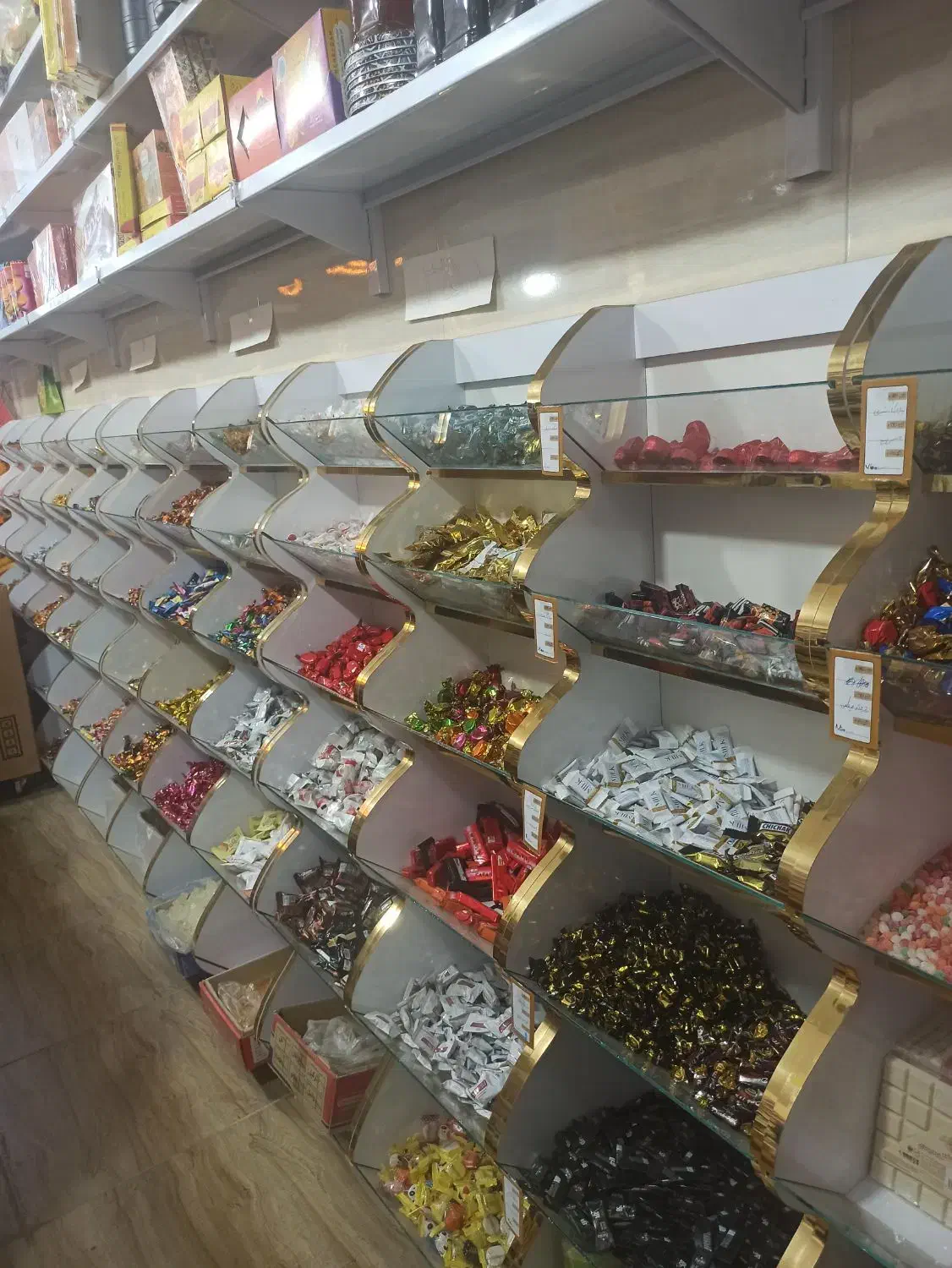 استند حبوبات و آجیل و شکلات|فروشگاه و مغازه|دیواندره, |دیوار