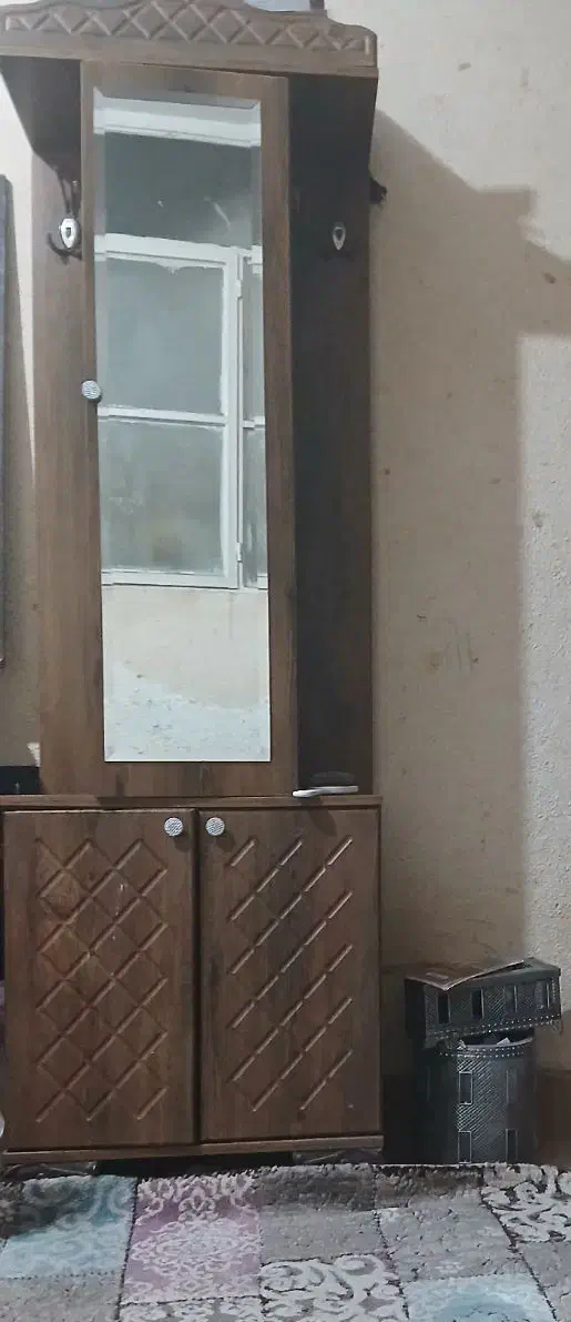 جاکفشی شیک|جاکفشی، کمد، دراور|قم, نخودی|دیوار