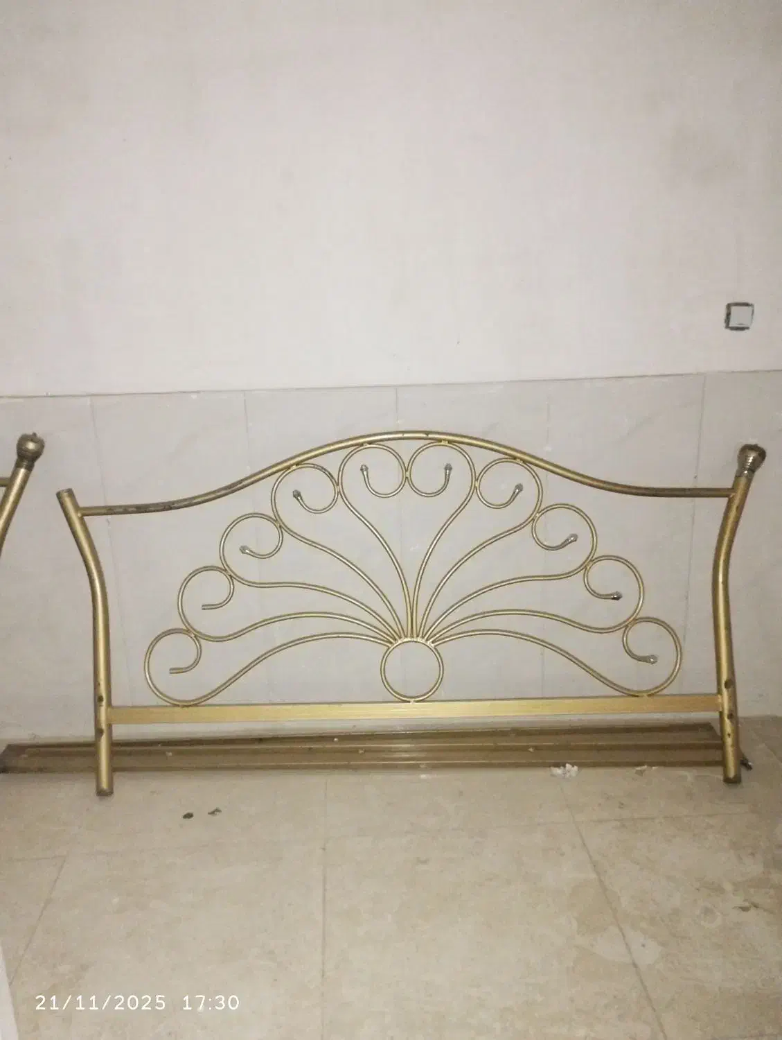 تخت فلزی|تخت و سرویس خواب|میاندوآب, |دیوار