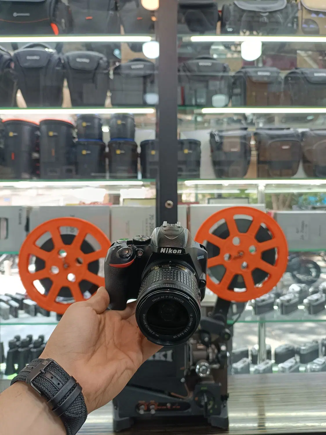 Nikon 3500 lens 18-55|دوربین عکاسی و فیلم‌برداری|تهران, پامنار|دیوار