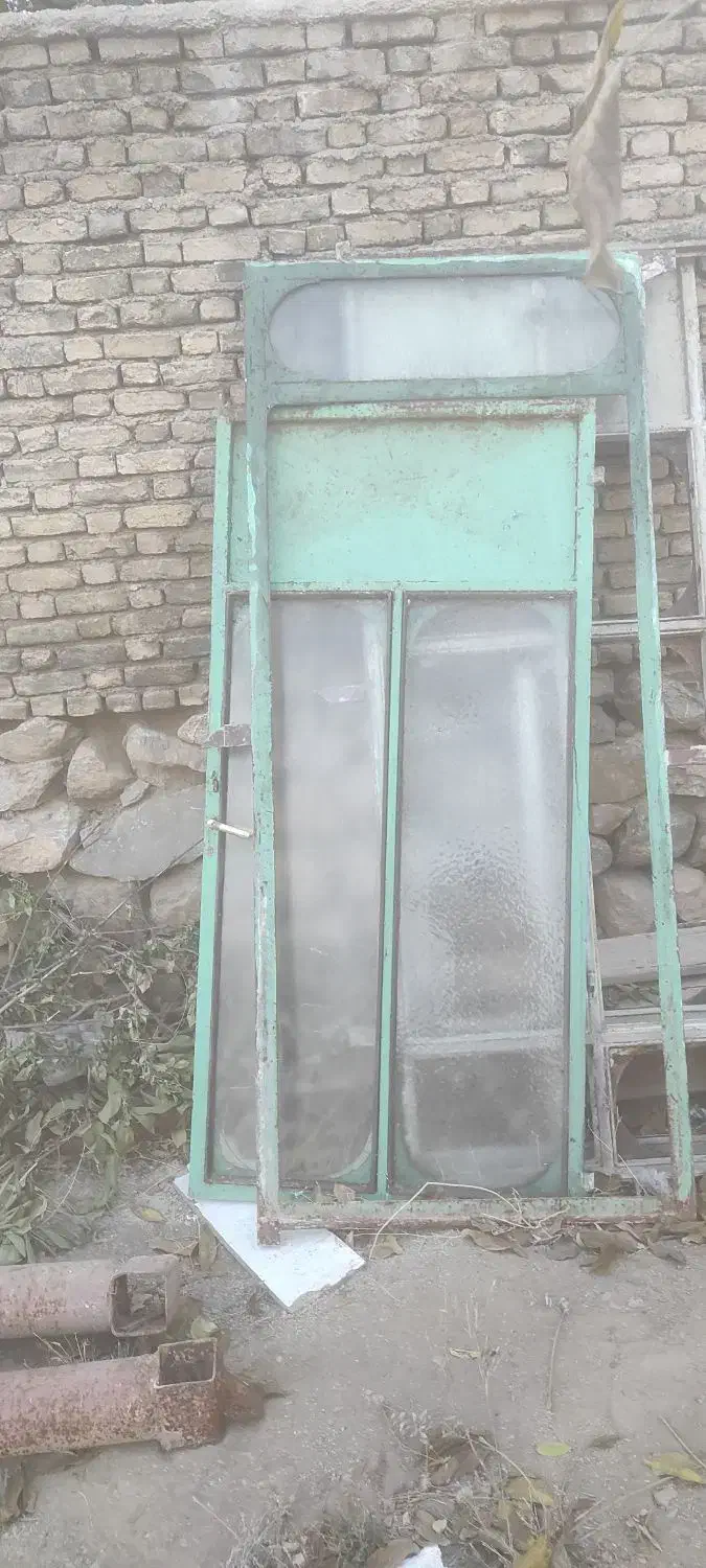 درب خانه کارگاه قالی|ابزارآلات|شهرکرد, |دیوار