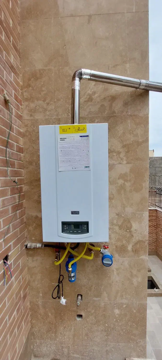 پکیج دیواری آماتیس|آبگرمکن، پکیج، شوفاژ|کاشان, معلم|دیوار