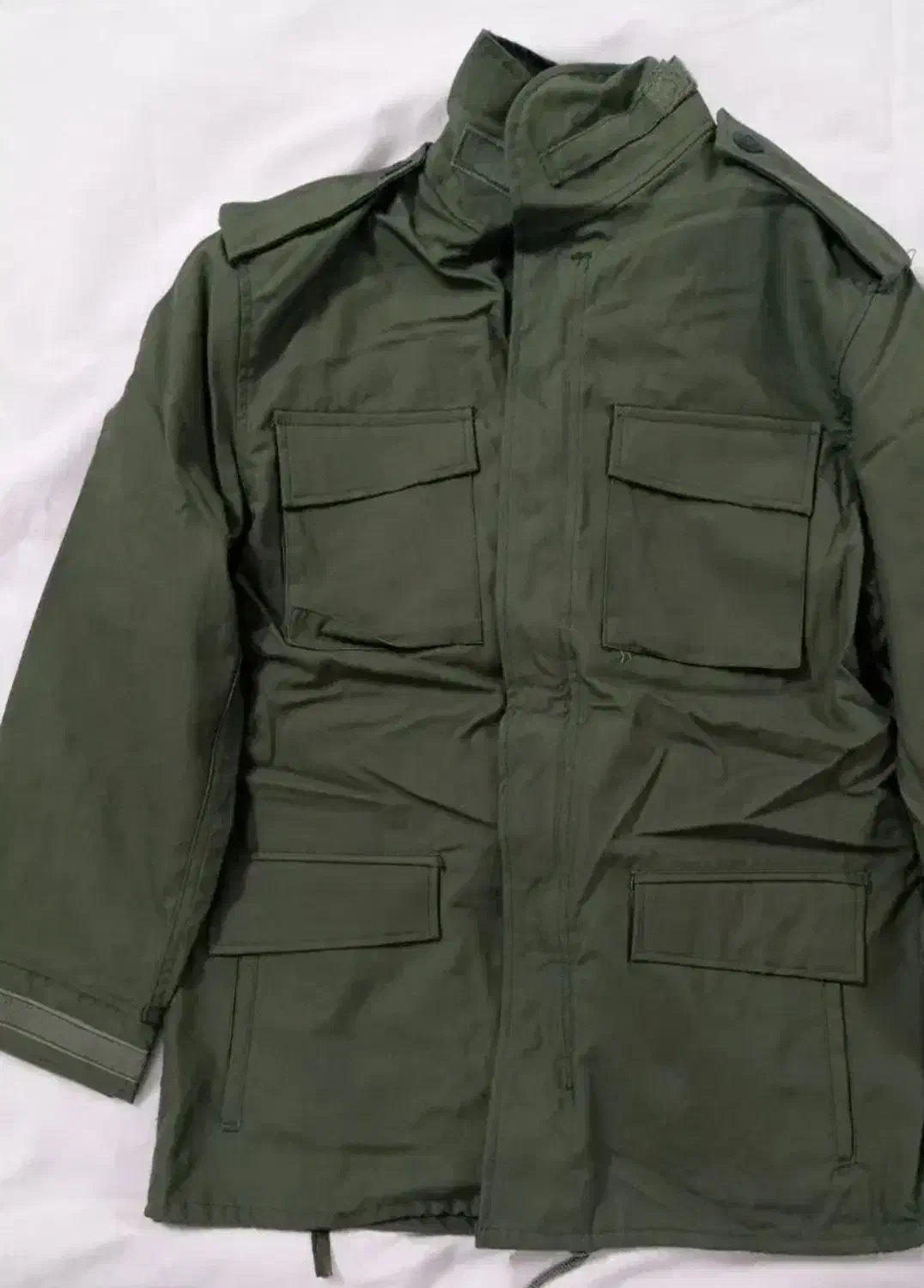 اورکت|لباس|قم, شاه سید علی|دیوار